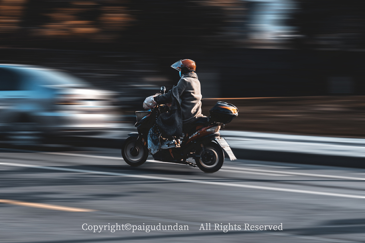 汽车的速度感——追焦"甩狙"