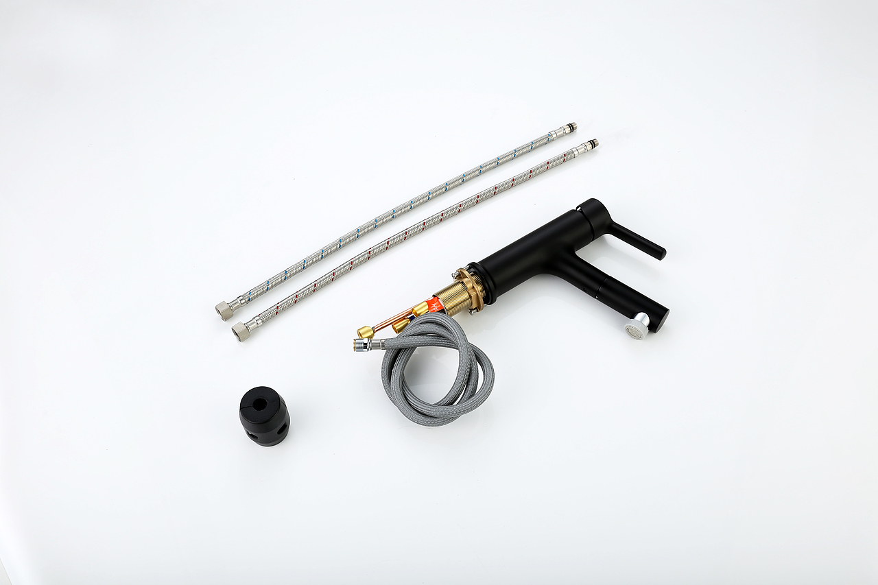 一组简约抽拉多功能面盆龙头,淘宝细节,效果图