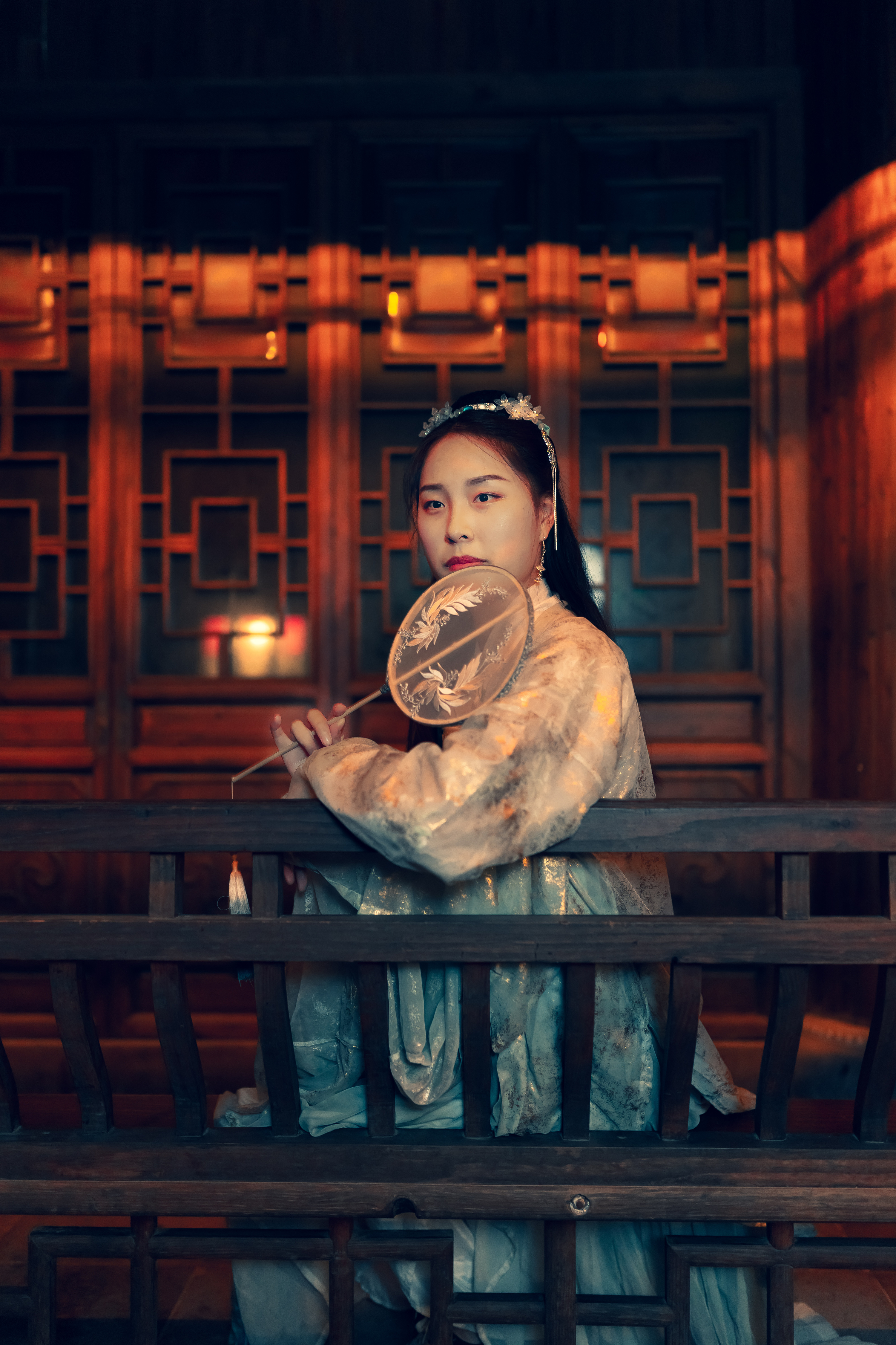 南京老门东夜景汉服人像|摄影|人像摄影|meng梦呓 - 原创作品 - 站酷
