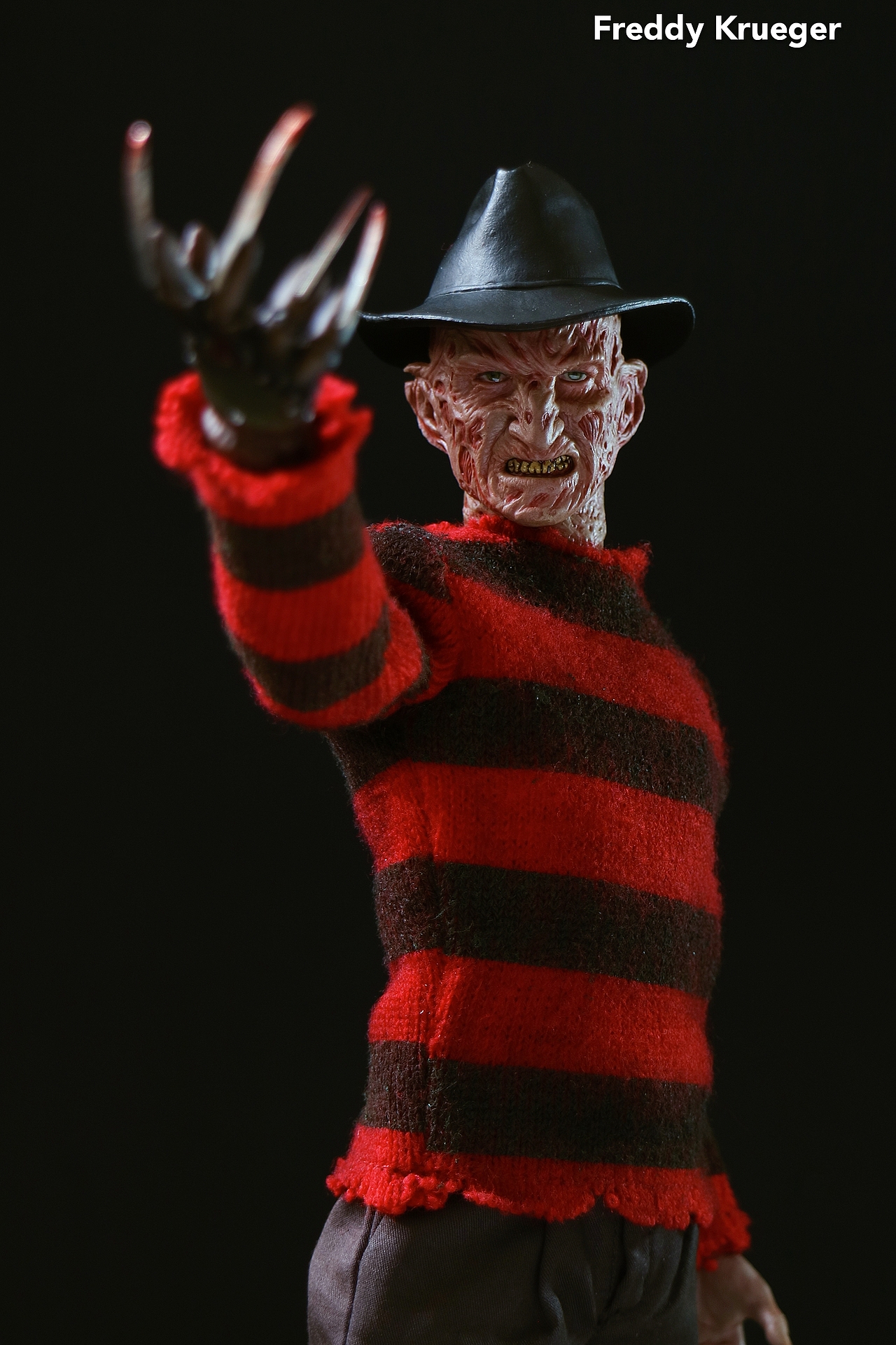 SIDESHOW 1/6 猛鬼街  弗莱迪 库格