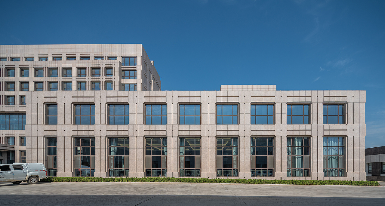 烟台艾迪精密新厂区办公楼项目