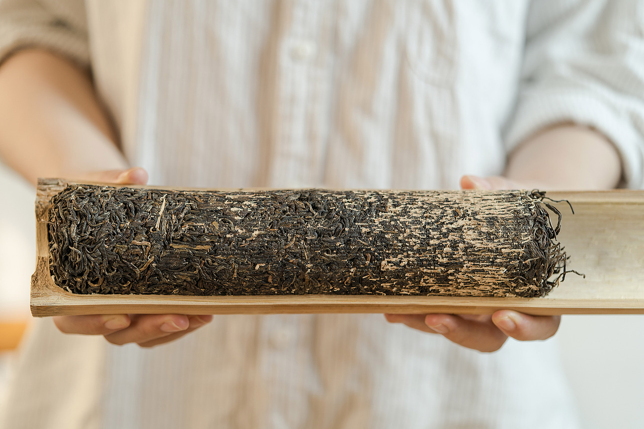 夏 | 静物摄影 滑竹梁子竹筒茶 普洱茶