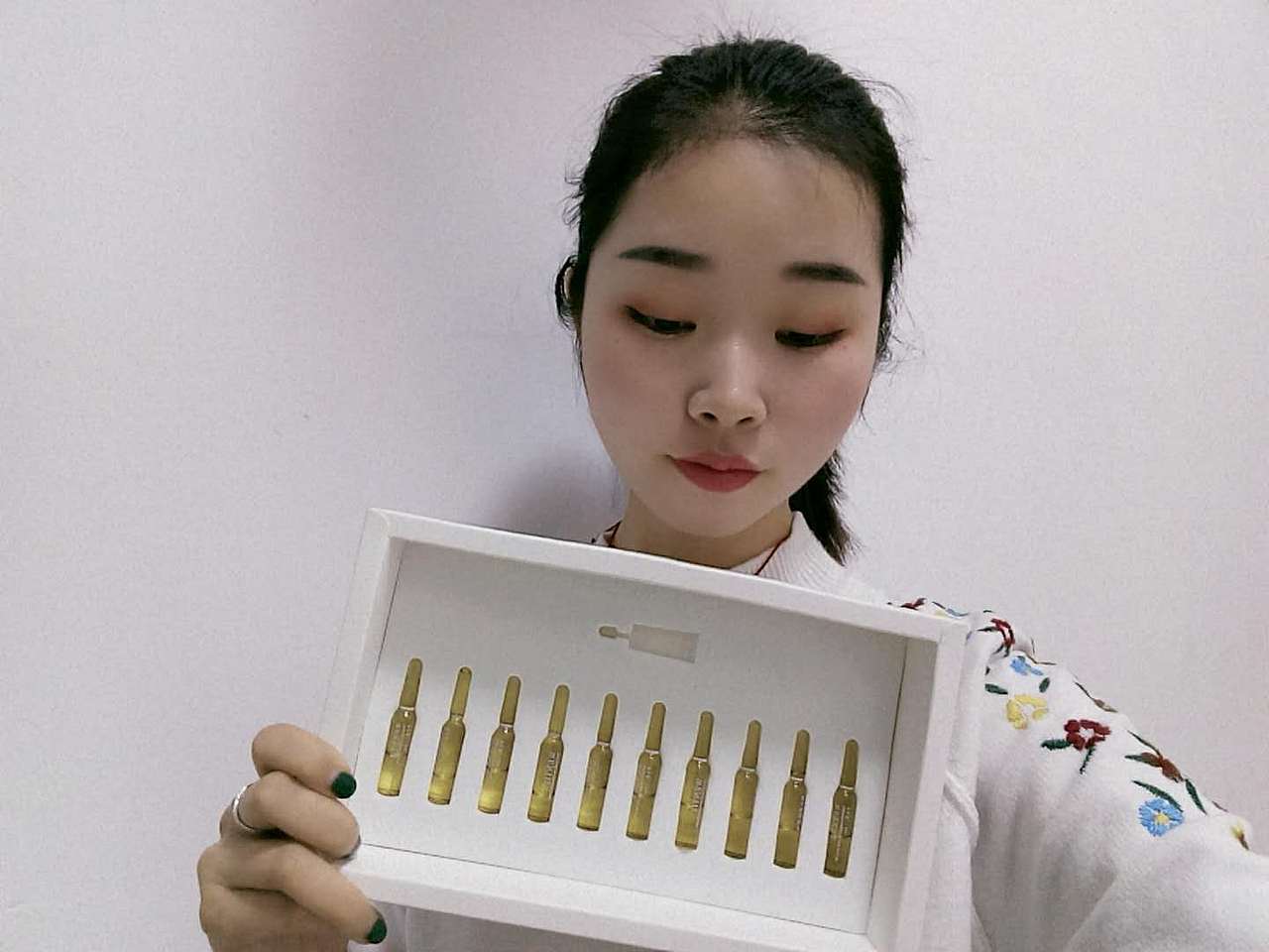 一颗向上的心|不该有下坠的皱纹|去皱贴实拍后期修图（图ZMTUzMTk4Mzc2） - 品牌 - 站酷设计师墨小先生原创素材 - 站酷ZCOOL