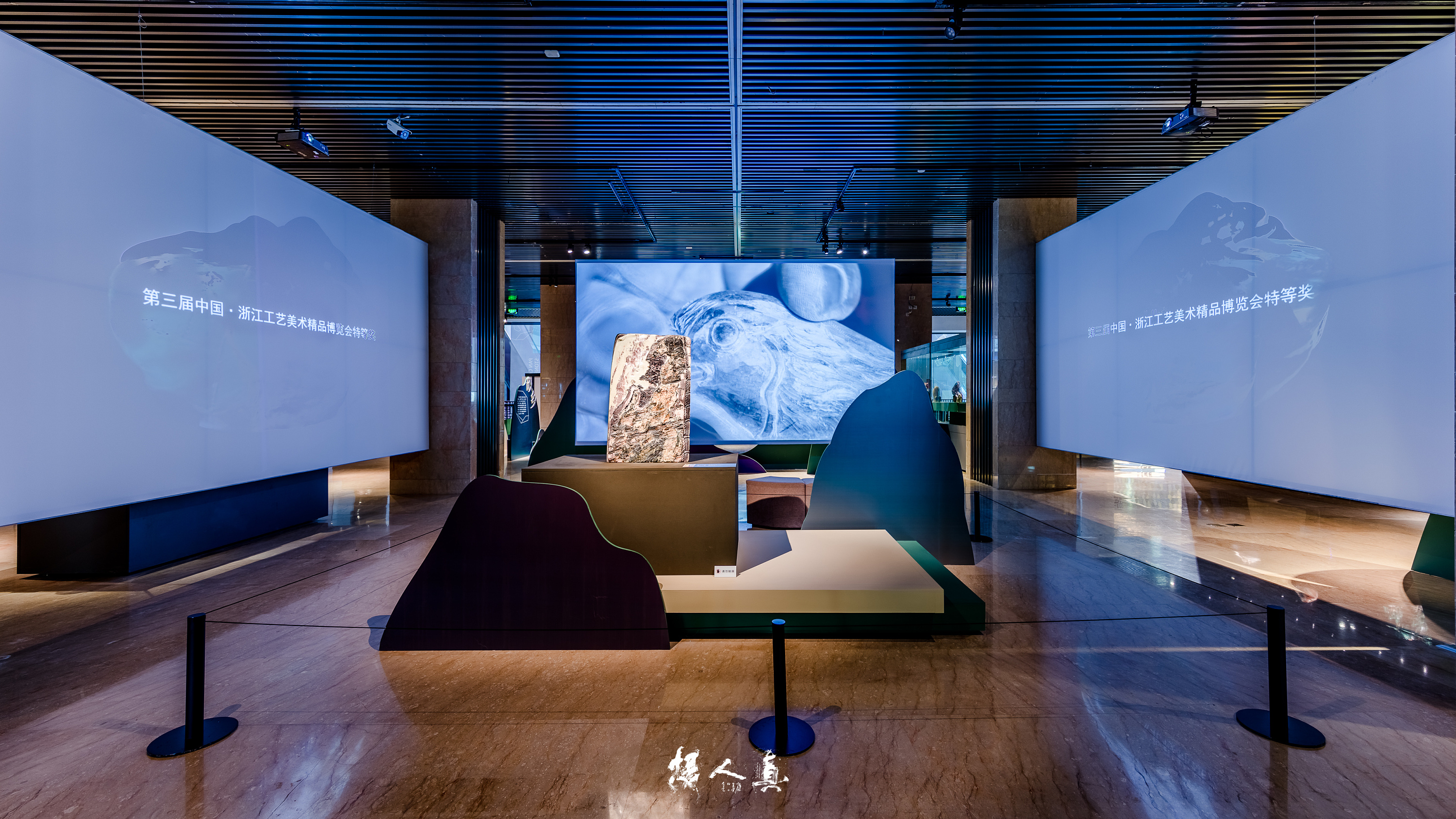 中国工艺美术大师潘成松先生石雕艺术展