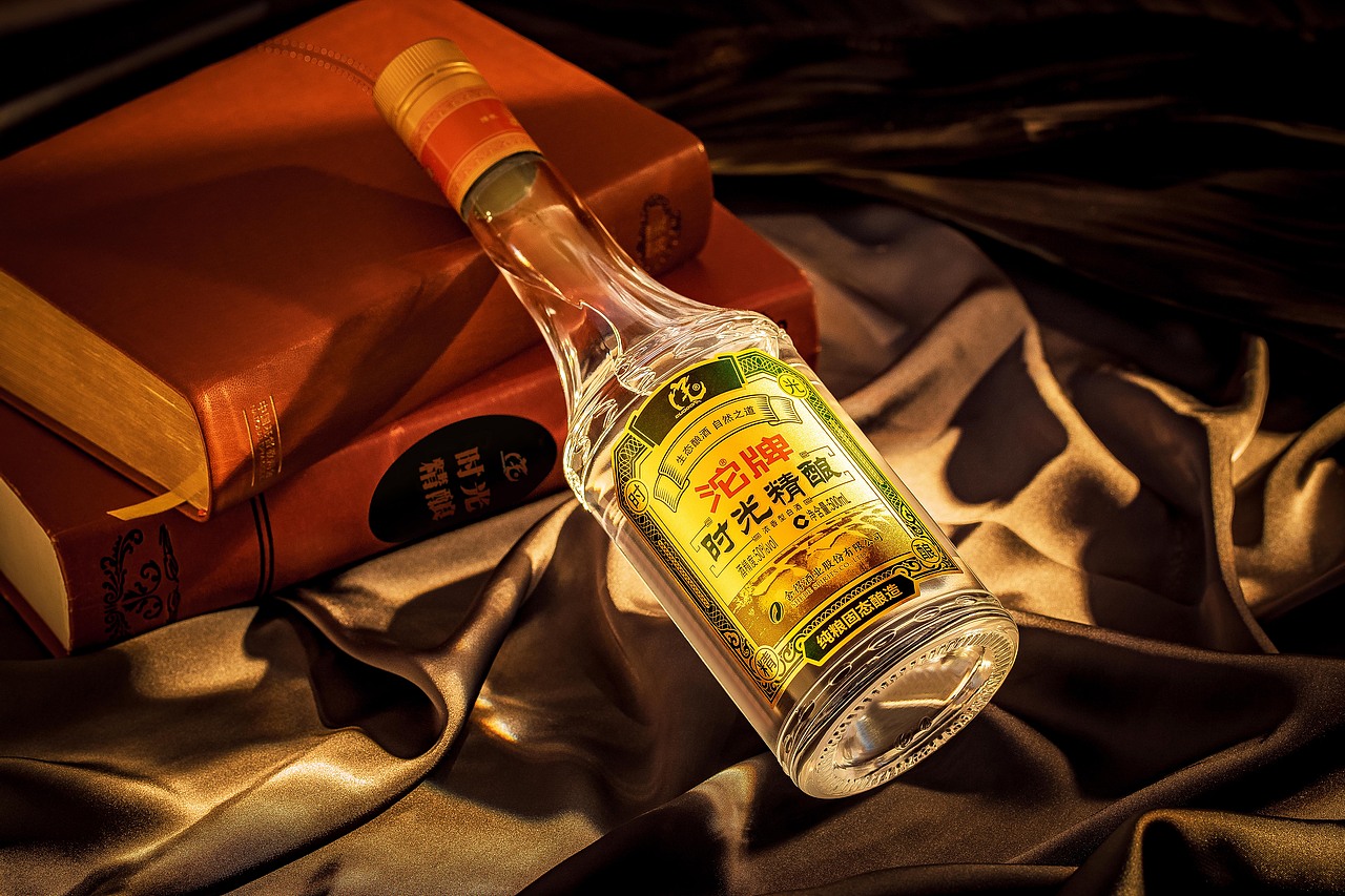 白酒拍摄拍照摄影 酱酒短视频制作 白酱酒类短视频拍摄