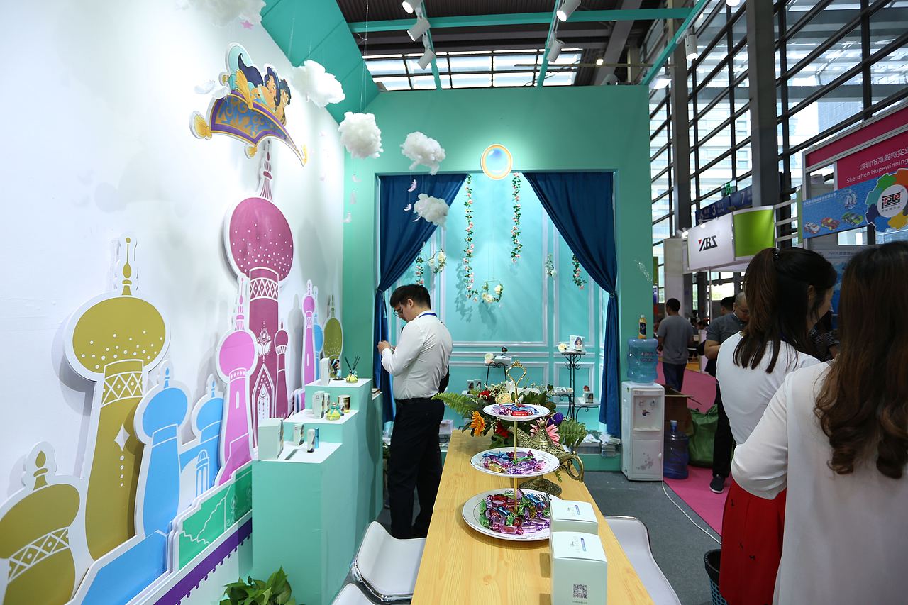 迪士尼（礼品展）展会设计（图ZMzA2NzQ1Mjgw） - 展陈设计 - 站酷设计师半熟原创素材 - 站酷ZCOOL