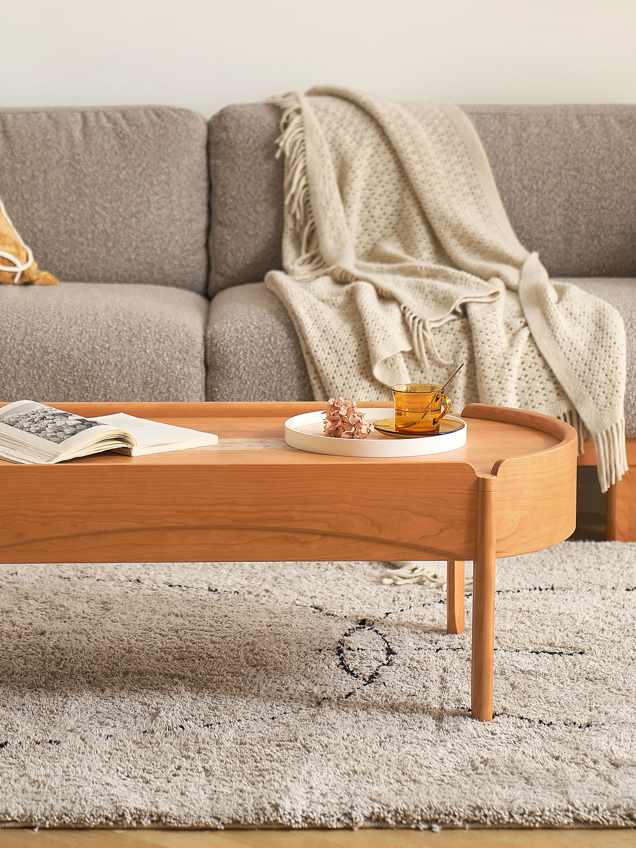 家具设计丨翩然茶几