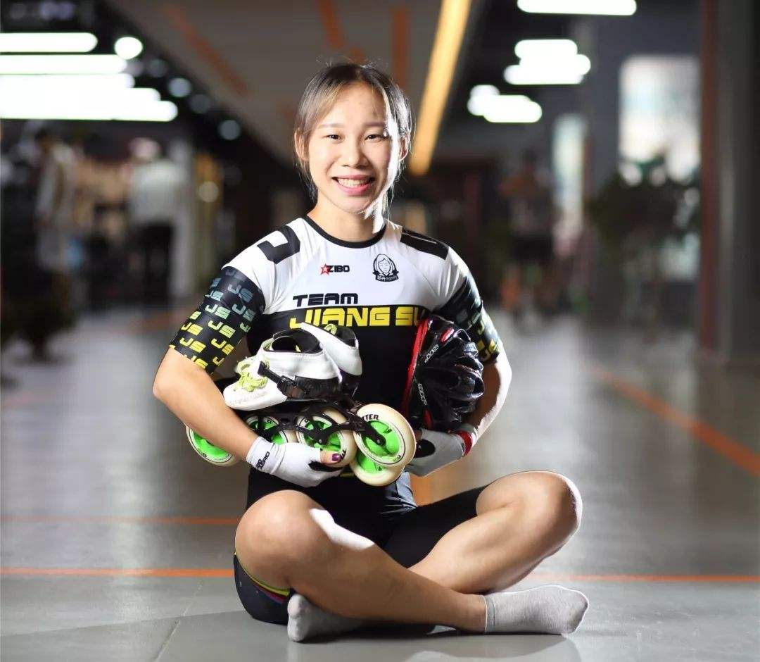 共同守护女性骄傲,南卡发布全新形象大使—世界轮滑冠军郭丹_轨道千炮