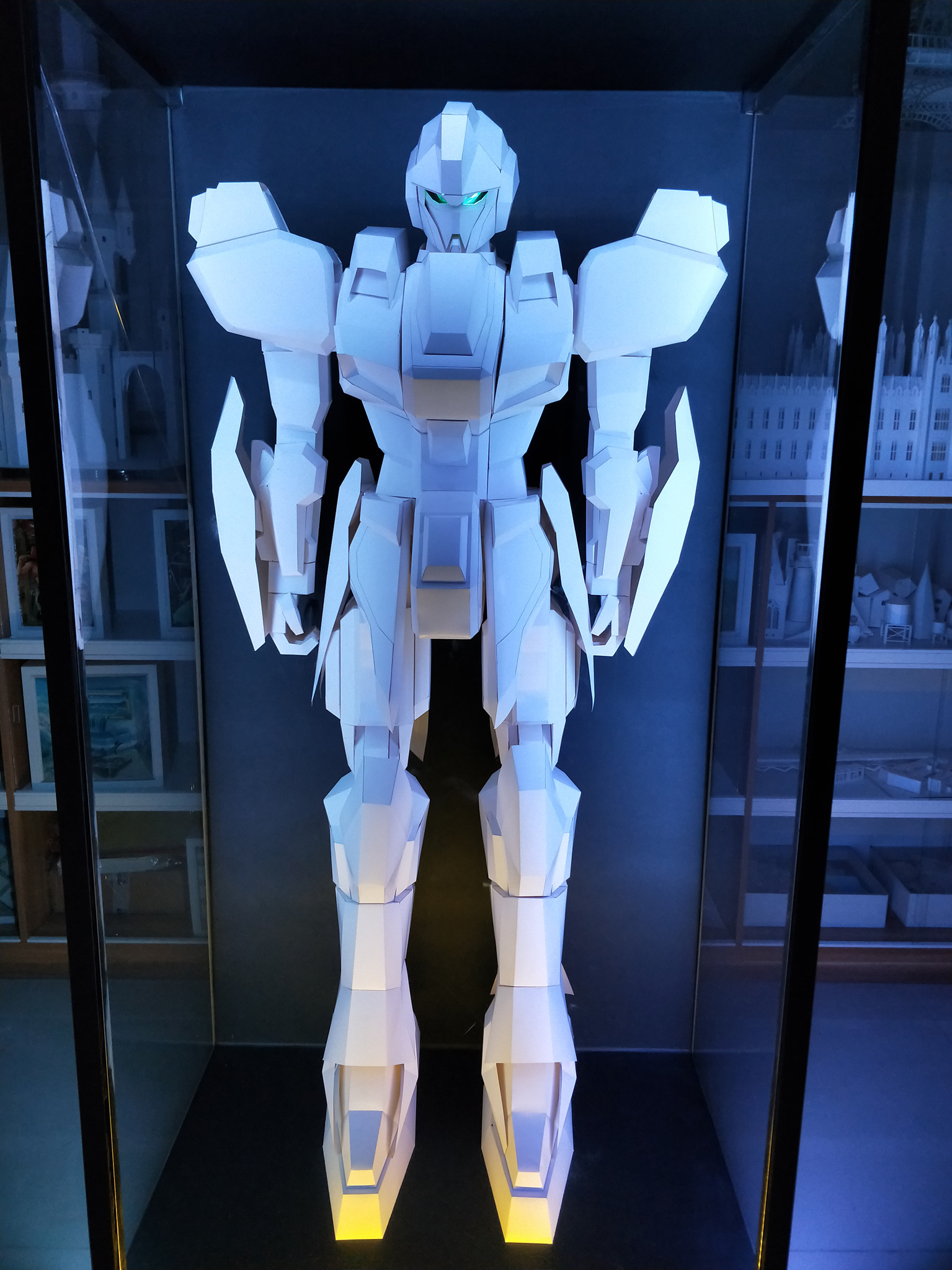 大高达纸模型|手工艺|手办/模玩|尹利帅纸艺师 - 原创作品 - 站酷