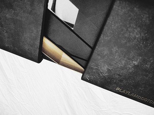 A box / 一方盒子
