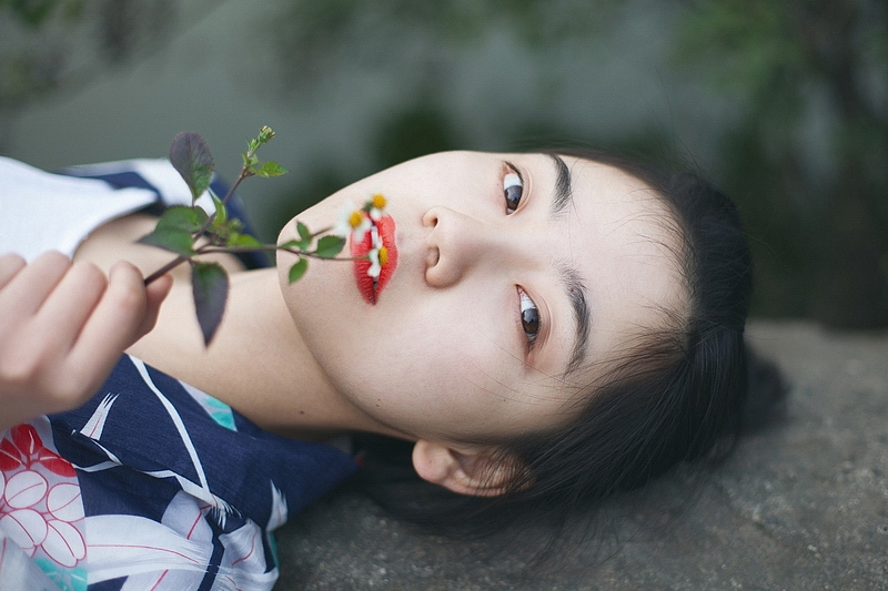 “我在这里 却空无一物”（图ZMTMyMDU3NTY=） - 人像摄影 - 站酷设计师按快门的松狮原创素材 - 站酷ZCOOL