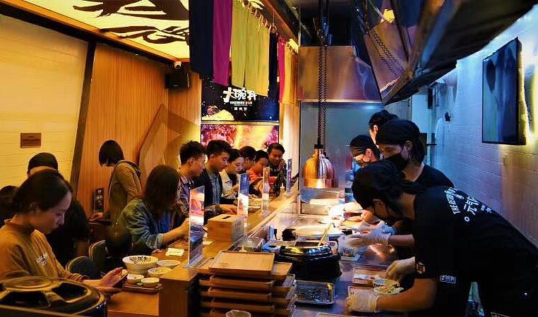 梦十七设计 | 熊吞大碗丼·日式烧肉饭（图ZMjM3MjczODQw） - 家装设计 - 站酷设计师梦十七原创素材 - 站酷ZCOOL