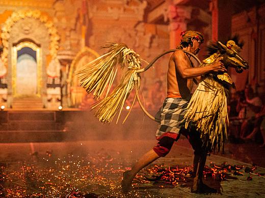 巴厘 Kecak Dance