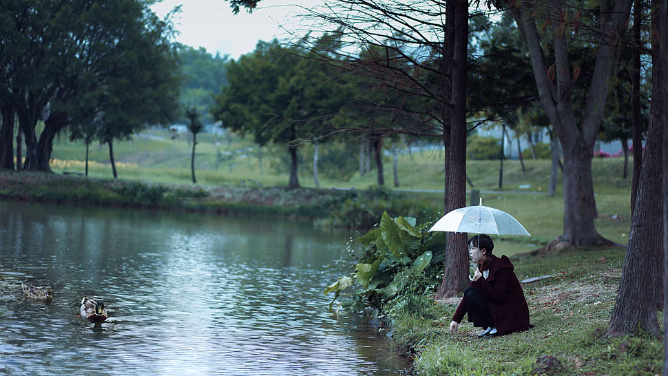 下雨天（图ZMTUxMDY3MzE2） - 人像摄影 - 站酷设计师酱子素原创素材 - 站酷ZCOOL