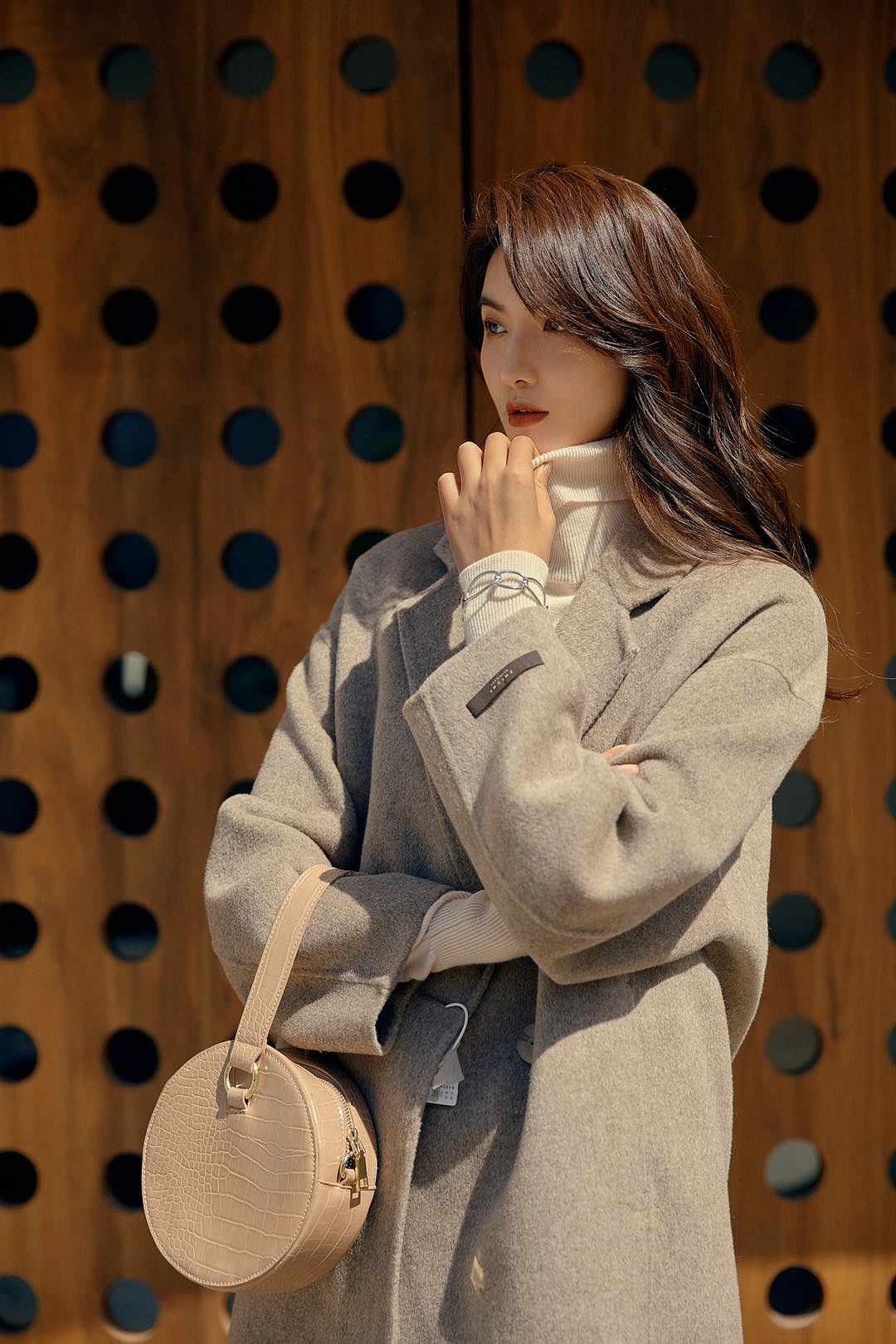 轻奢风衣|摄影|人像摄影|大涛模特经纪人 - 原创作品 - 站酷 (zcool)