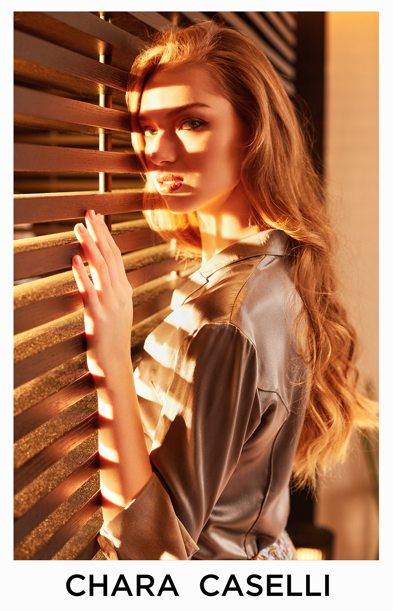 #商业摄影# CHARA CASELLI 2019春夏（图ZMTU1NDQyNDA4） - 修图/后期 - 站酷设计师张易逸原创素材 - 站酷ZCOOL