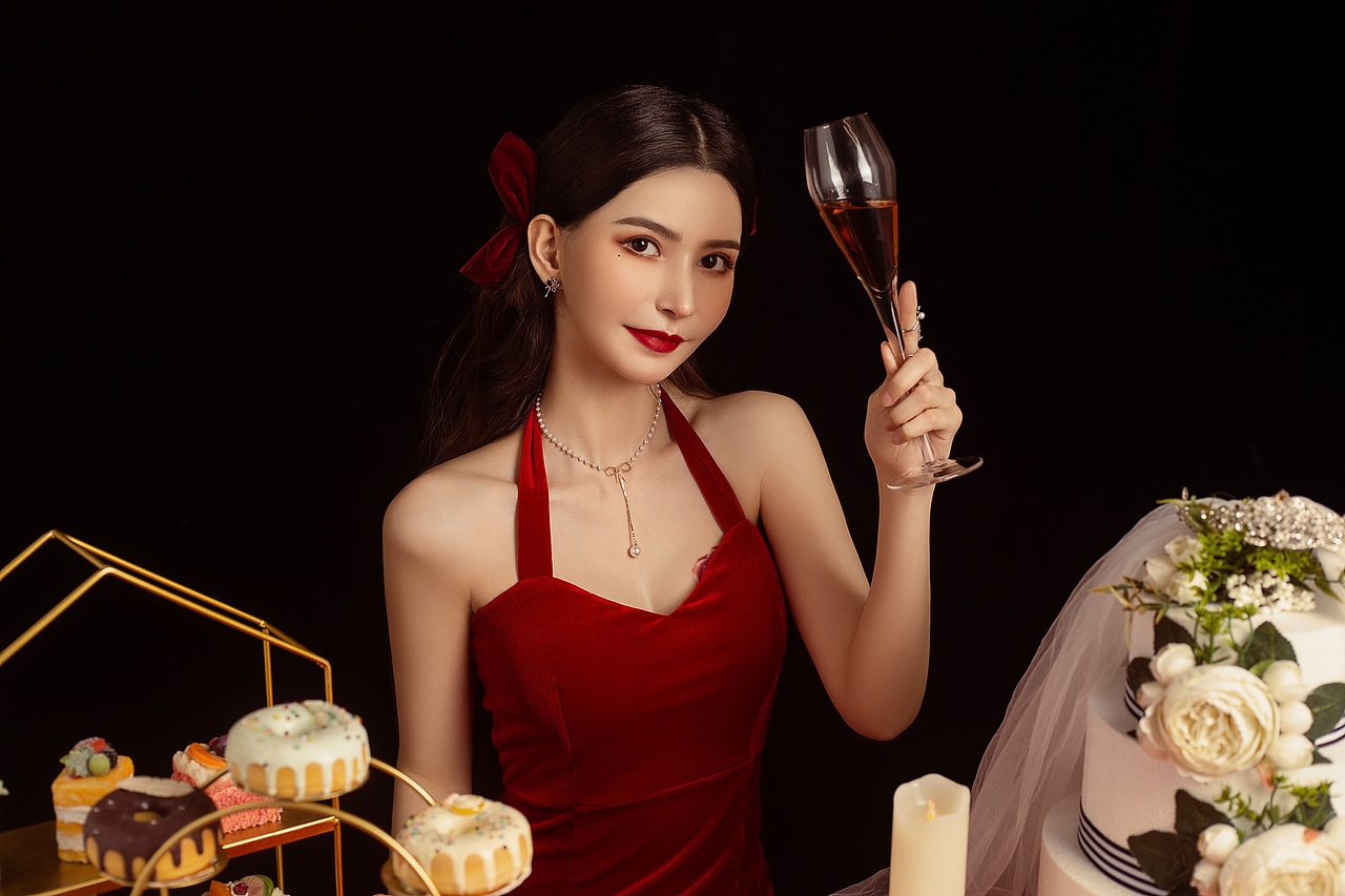 这样拍富家千金风生日写真,真的会赞爆朋友圈!