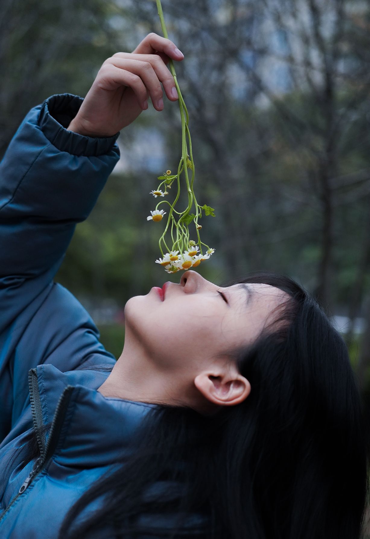 第一场春雨🌧️（图ZMzMwNjQzNTY4） - 人像摄影 - 站酷设计师寒塘Y原创素材 - 站酷ZCOOL