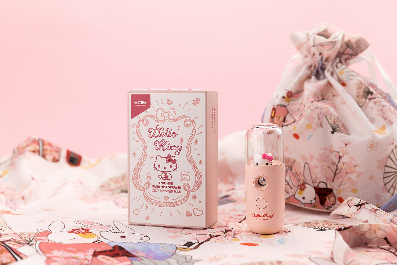 品牌案例丨亿觅Hello Kitty迷你补水仪（图ZMTU3MDA2MjU2） - 产品摄影 - 站酷设计师白底图原创素材 - 站酷ZCOOL