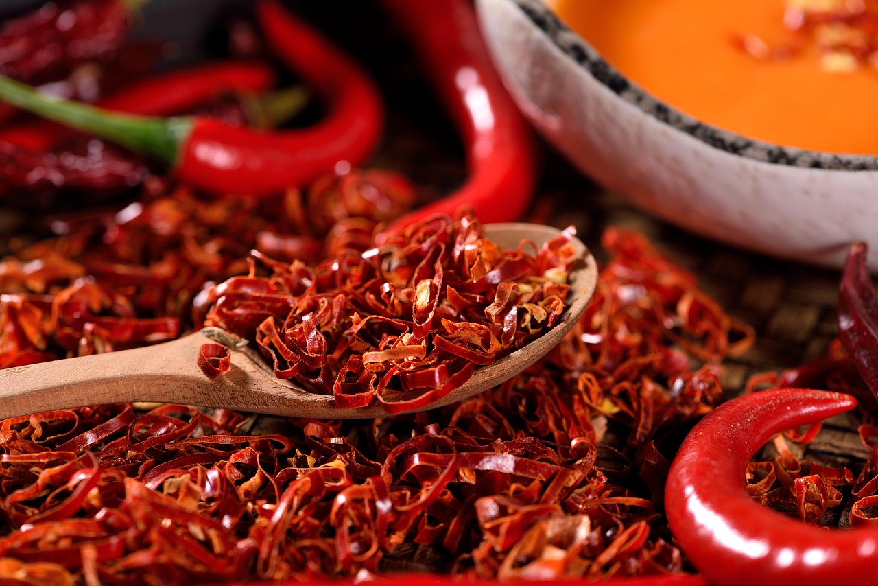 辣酱（图ZOTQ2Mzc2NzI=） - 产品摄影 - 站酷设计师YUM小白原创素材 - 站酷ZCOOL