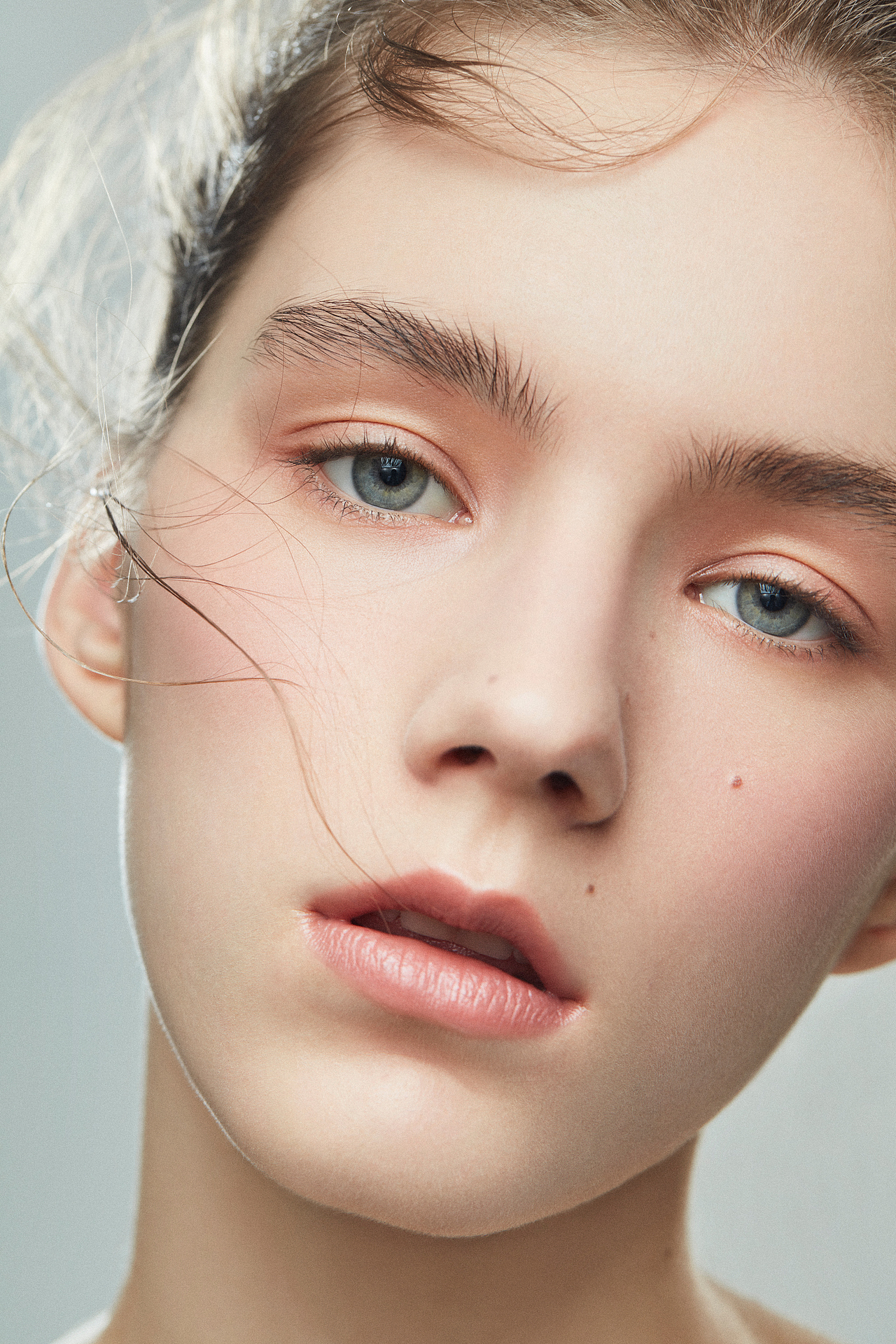 Lancome粉底美妆拍摄（图ZMTMzODU5Mzky） - 人像摄影 - 站酷设计师EVDLSTUDIO原创素材 - 站酷ZCOOL