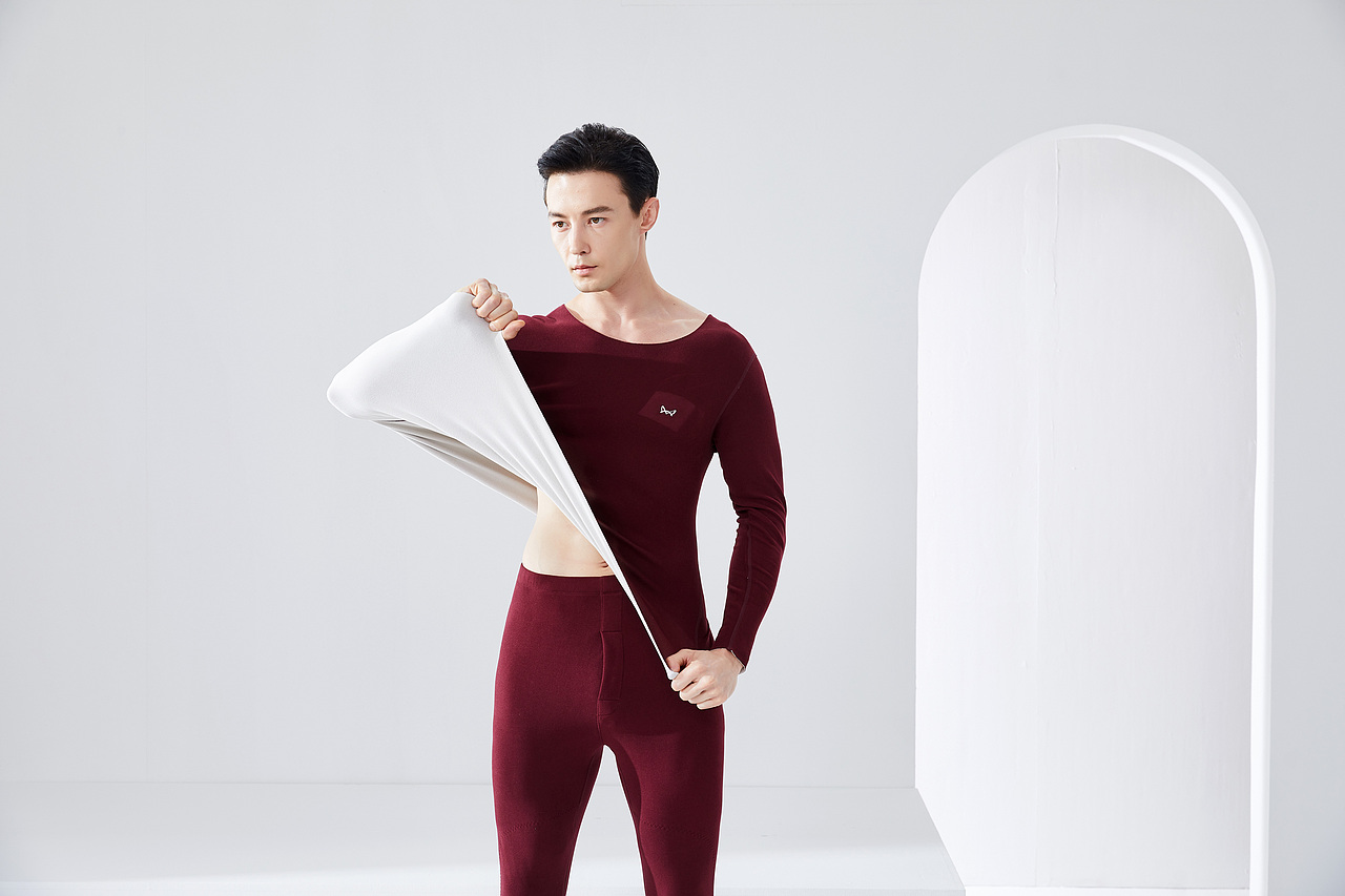 保暖内衣出片（图ZMzExMTc0MzA0） - 品牌 - 站酷设计师GiNoLL原创素材 - 站酷ZCOOL