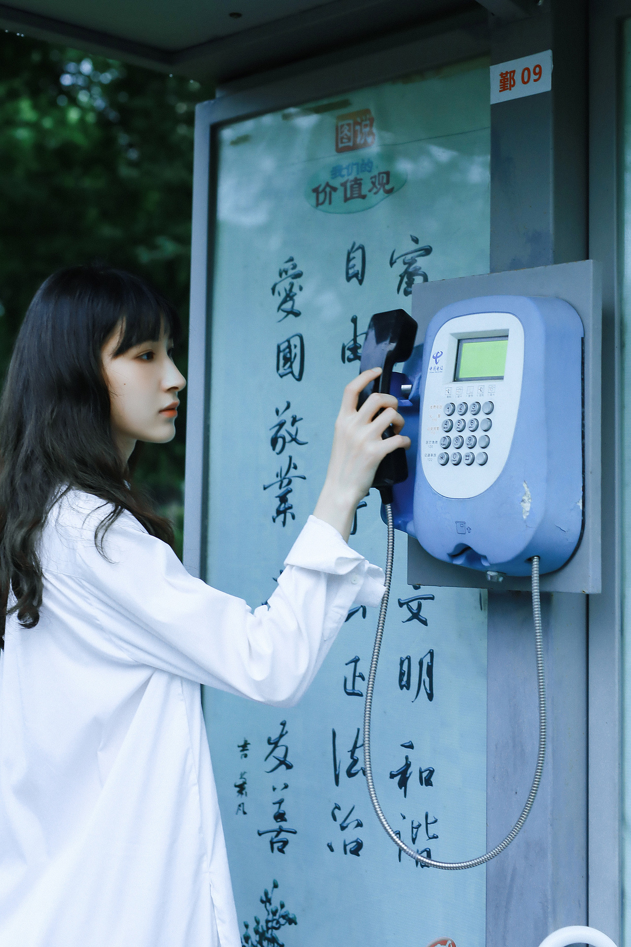 下雨天也可以好好拍照啊～（图ZMjE2MjM4ODQ4） - 人像摄影 - 站酷设计师Z自由女神原创素材 - 站酷ZCOOL