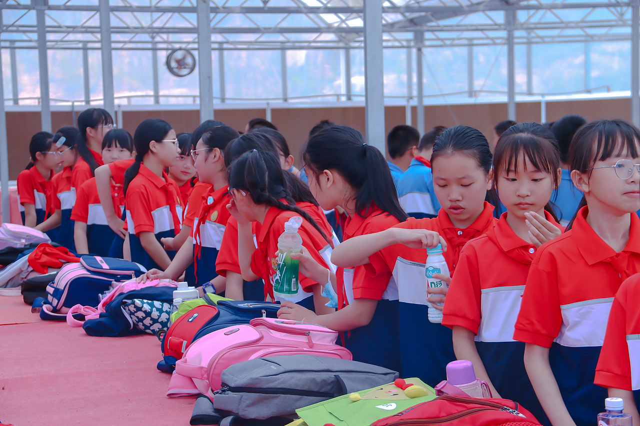 走出教室,走进田间丨后溪小学走进文源山现代农业基地