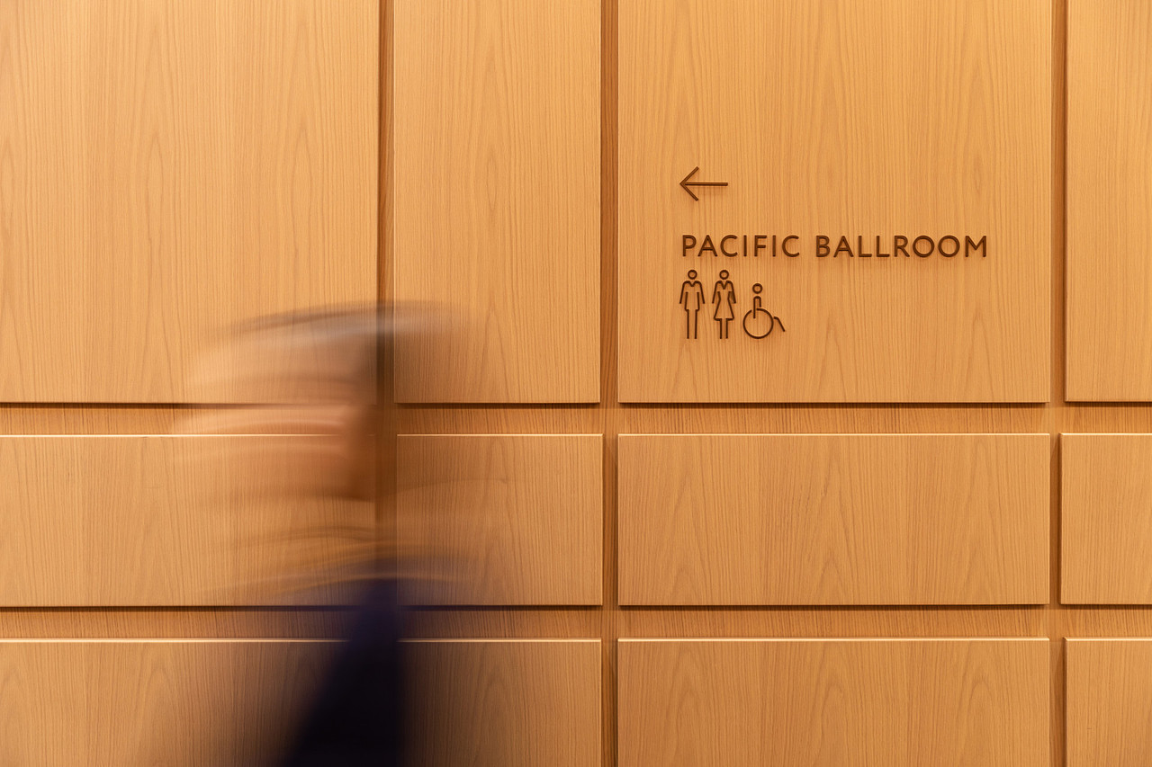 主教门广场一号-导视设计