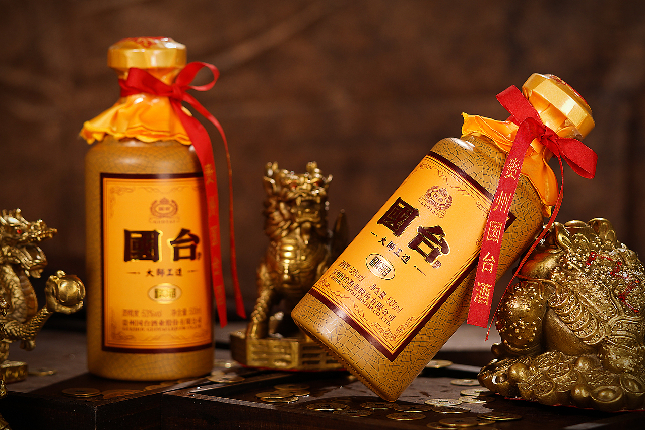 白酒拍摄国台大师工造精品酱香酒