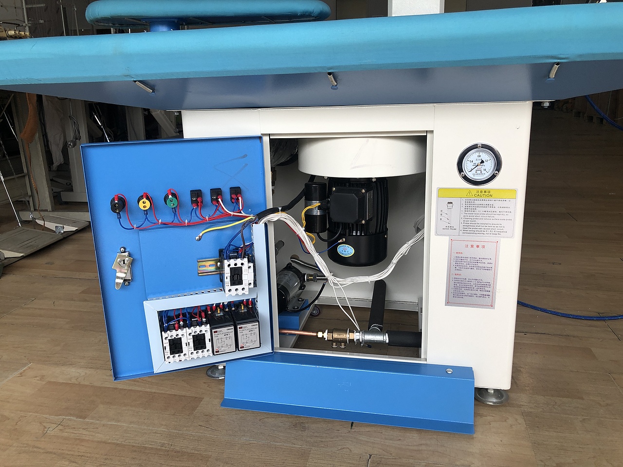 一体全自动蒸汽烫台小型锅炉烫台