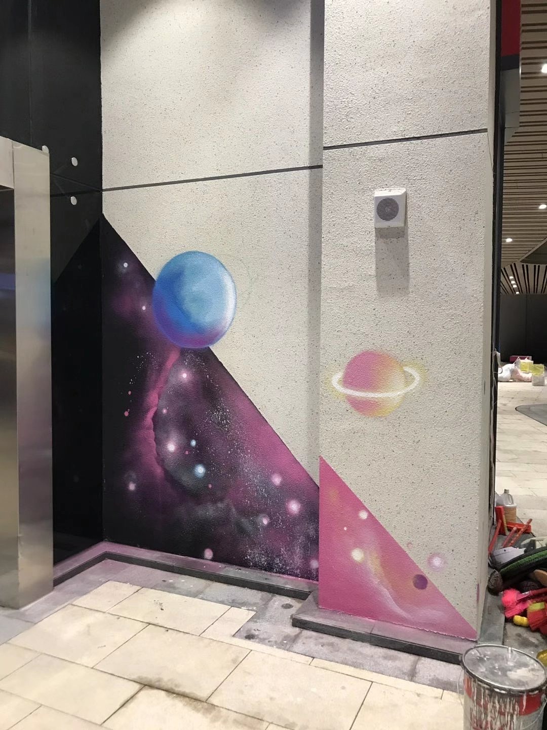 东莞滨湖万科里—商场园区涂鸦墙绘