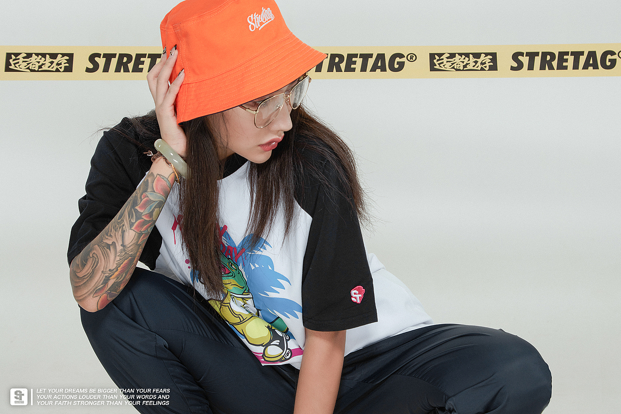 STRETAG夏季新款圆领恐龙插画黑白拼色休闲宽松半袖（图ZOTA3Mzg5ODQ=） - 休闲/流行服饰 - 站酷设计师STRETAG思锐泰格原创素材 - 站酷ZCOOL