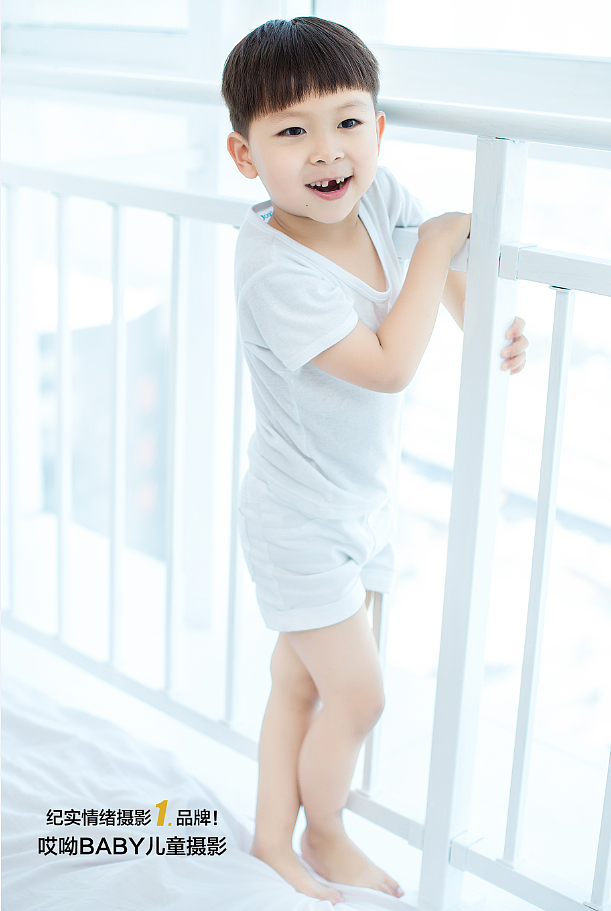 郑州哎呦baby儿童摄影客片欣赏—干净的美