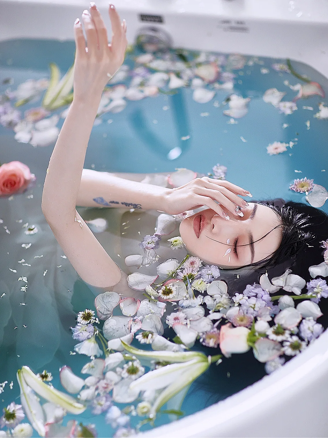 洗澡图片合集（图ZMzY5NjM4OTAw） - 人像摄影 - 站酷设计师秦紫傲原创素材 - 站酷ZCOOL