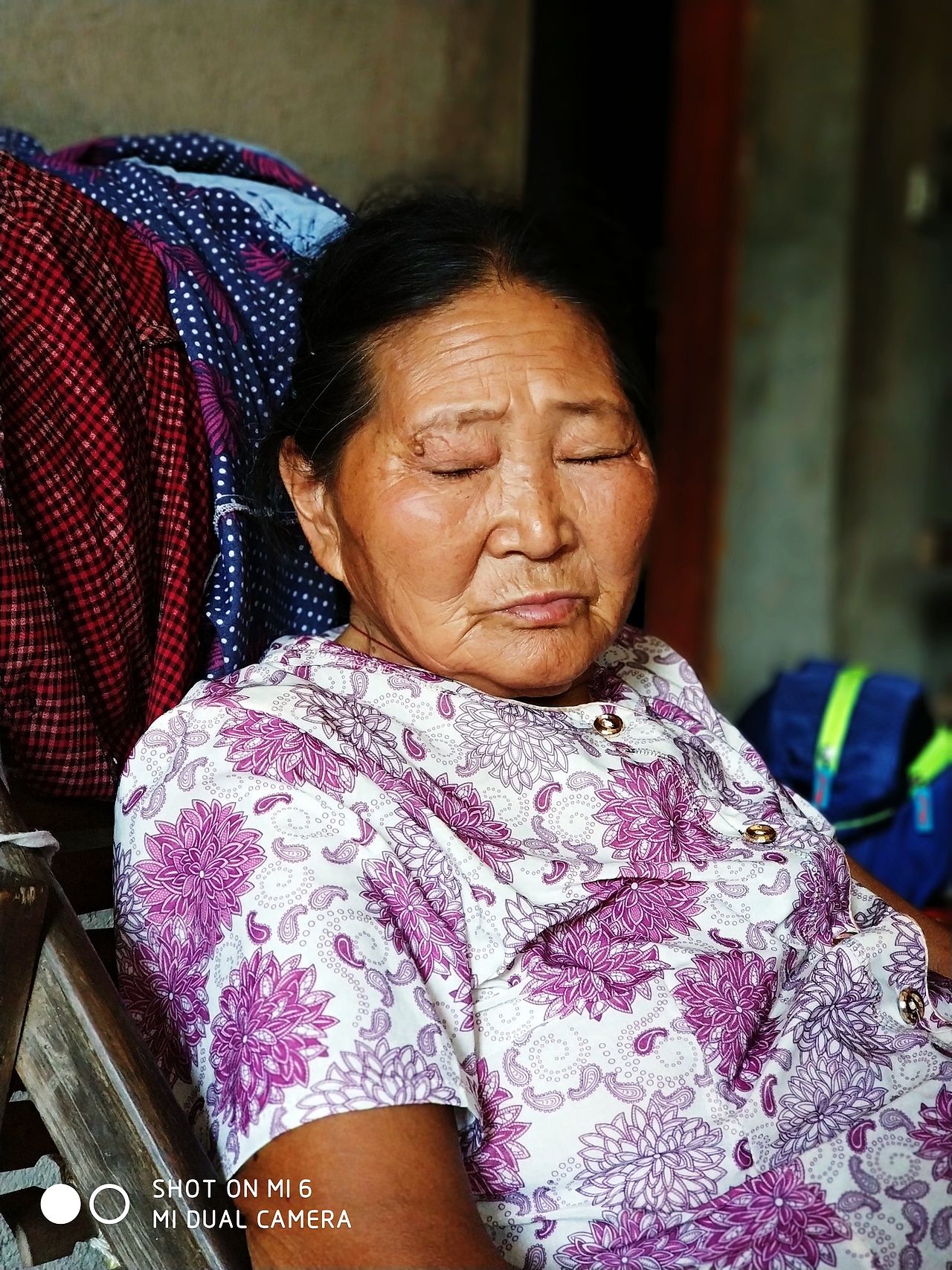 空巢老人的褪色人生