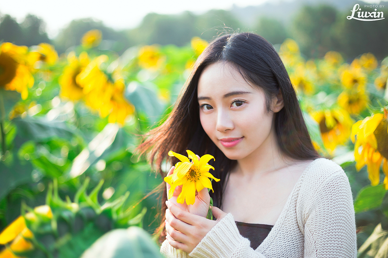 向日葵の花季（图ZMjU2MTU4OTI=） - 人像摄影 - 站酷设计师浮沉流星原创素材 - 站酷ZCOOL