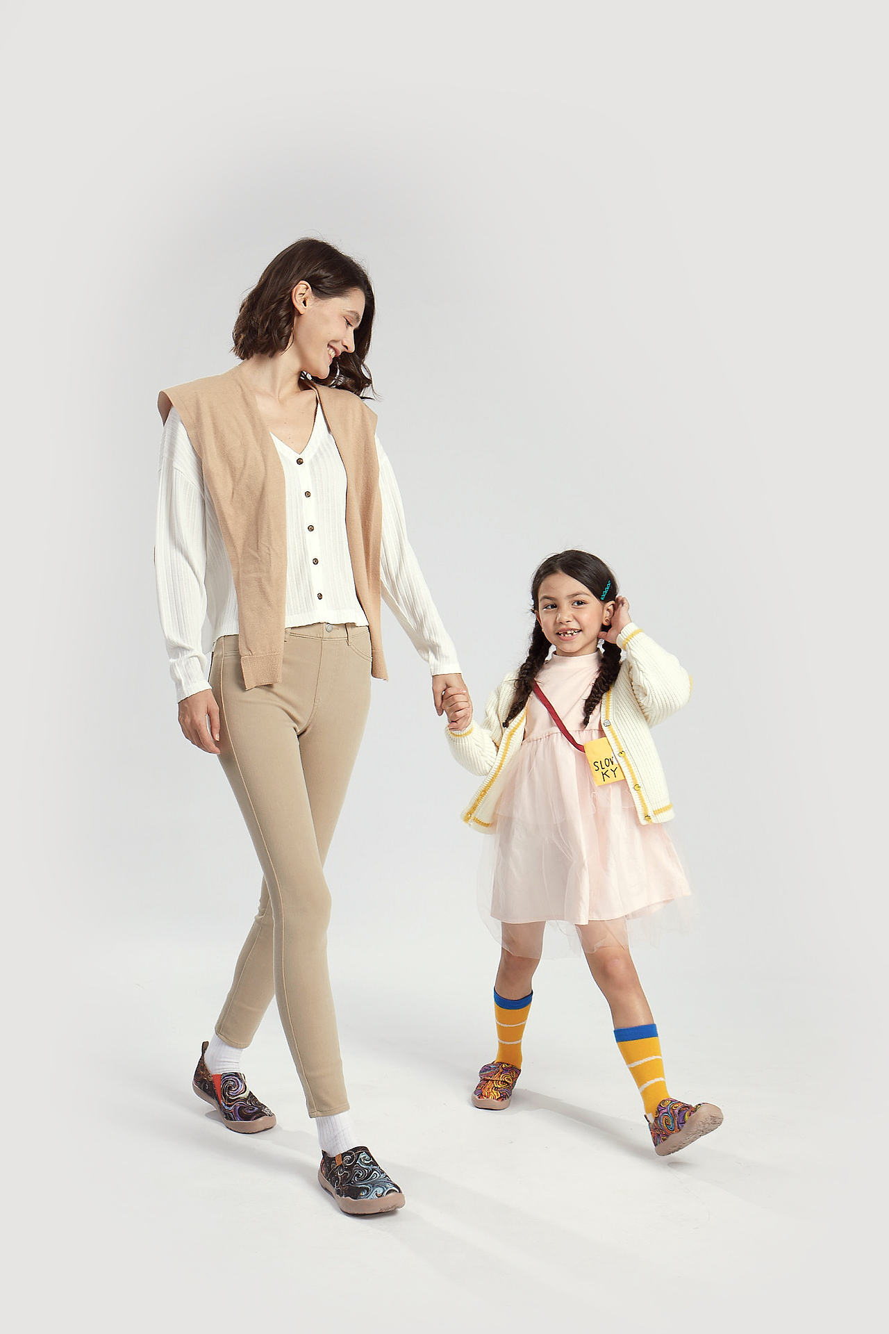 时尚电商模特产品拍摄（图ZMjI5Nzg2OTY4） - 人像摄影 - 站酷设计师Dsigner_Mark原创素材 - 站酷ZCOOL