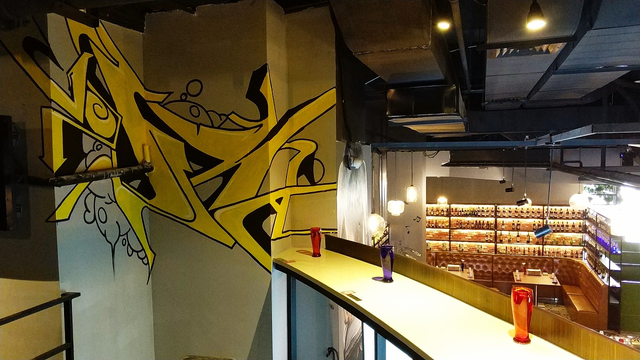 深圳市vs98进口啤酒·音乐餐吧壁画案例