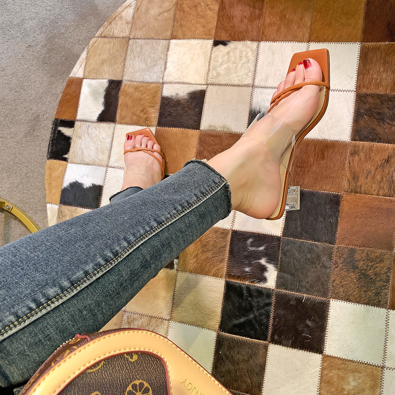 夏天凉鞋（图ZMjEwMzU4NTU2） - 产品摄影 - 站酷设计师a阿耀原创素材 - 站酷ZCOOL