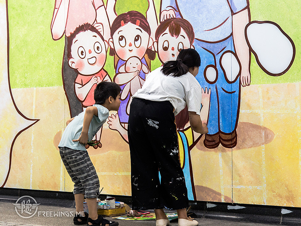 [地铁站彩绘]梦想医学院
