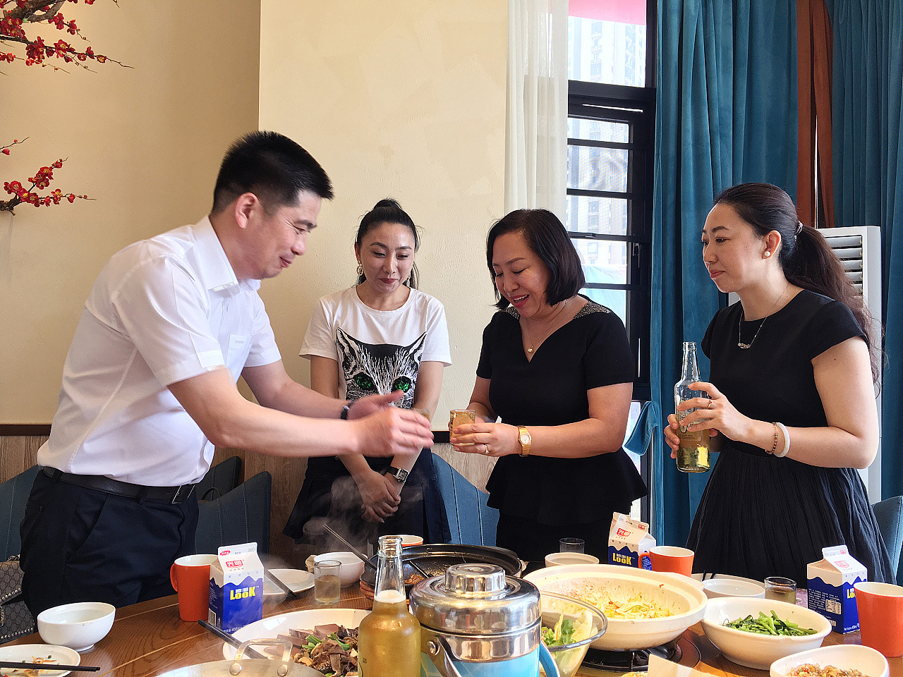 企业家 | 黄篮子生鲜连锁品牌创始人成雄海先生 - 中国