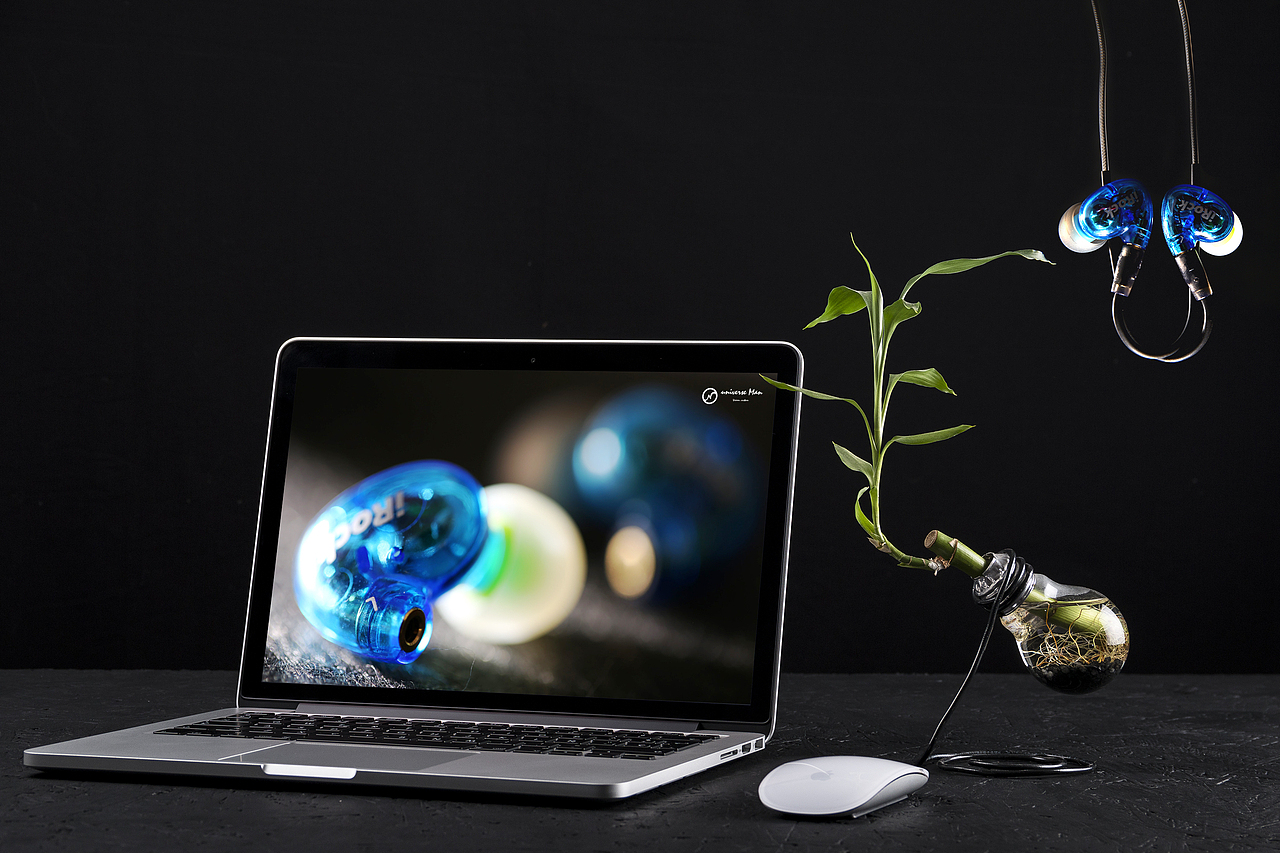 耳机 电商视觉定制 拍摄 摄影 静物 宇宙人