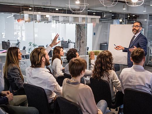 唯思卡爾企業(yè)官網(wǎng)（個人主頁-ZMjY4ODU5MDA=） - 企業(yè)官網(wǎng) - 站酷設(shè)計(jì)師溫亞楠原創(chuàng)素材 - 站酷ZCOOL