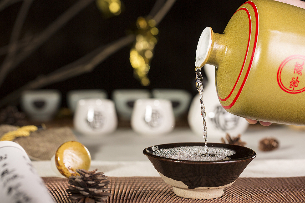 一些白酒（图ZODQyMTY0OTI=） - 产品摄影 - 站酷设计师空谷客原创素材 - 站酷ZCOOL