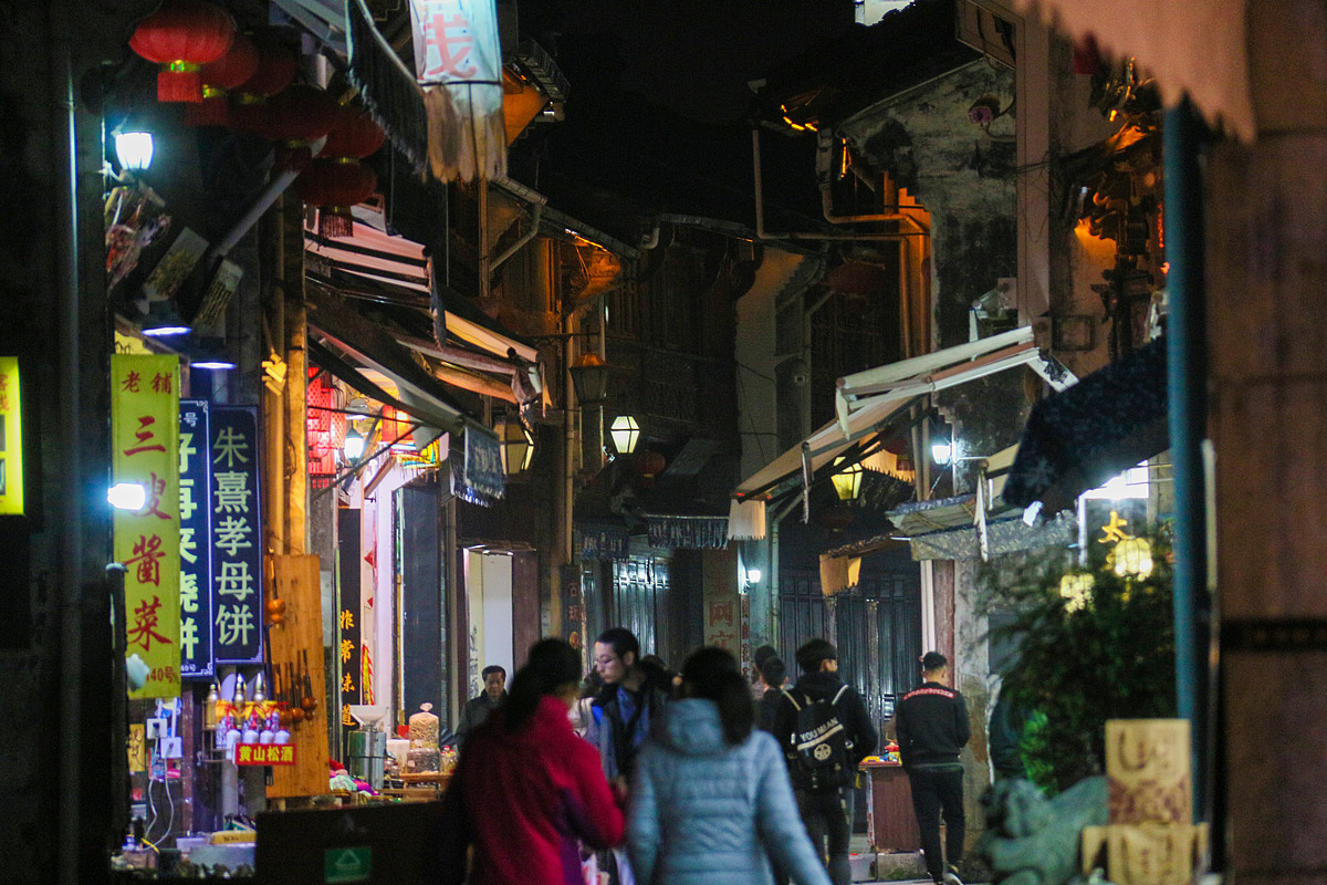 宏村与屯溪老街（图ZNjgwNjk5OTY=） - 人文/纪实摄影 - 站酷设计师阳先森原创素材 - 站酷ZCOOL