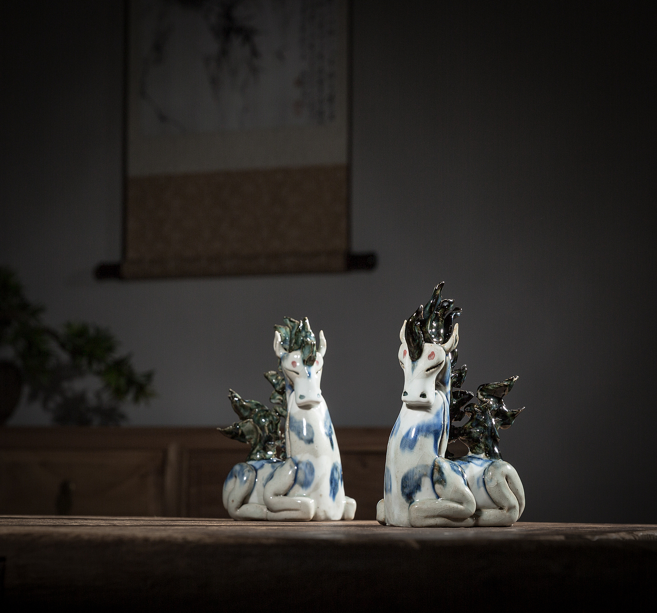 器十二 景德镇手工捏雕 十二生肖彩釉马陶瓷工艺品