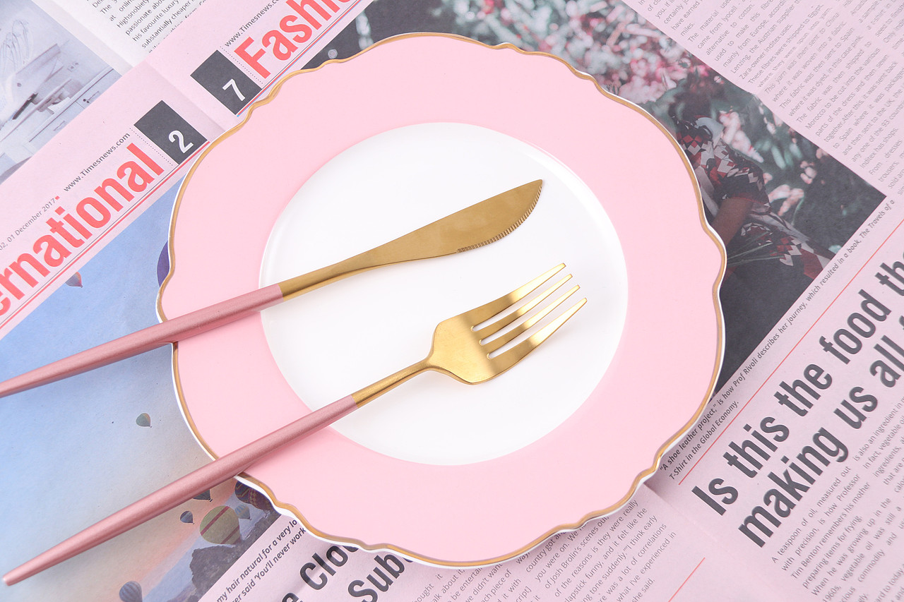 C03-餐具\V13彩色圆碟