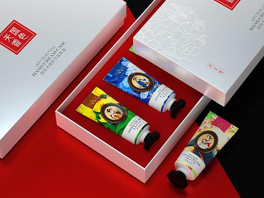 护手霜套盒(个人主页-ZNDA1NDY1MTI=) - 包装 - 站酷设计师聚划算包装设计原创素材 - 站酷ZCOOL