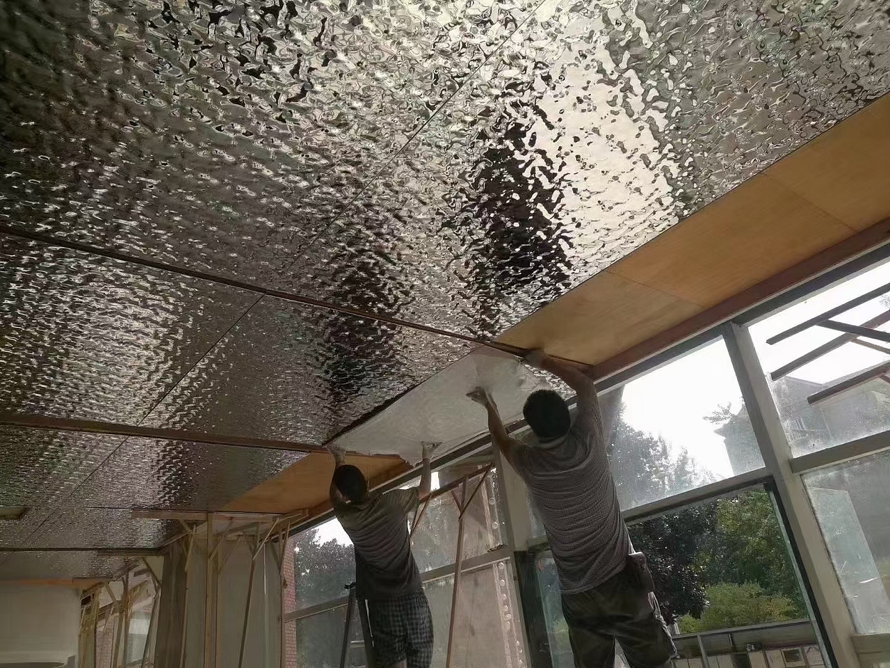 不锈钢水波纹板吊顶